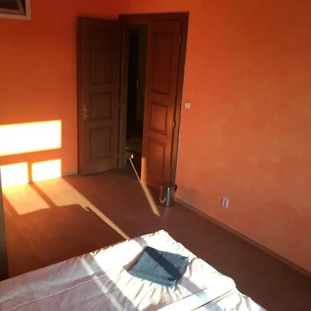 Cb Rooms/bed&soup * Ceske Budejovice